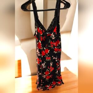 Vintage Enchanting Size Large Chemise Slip